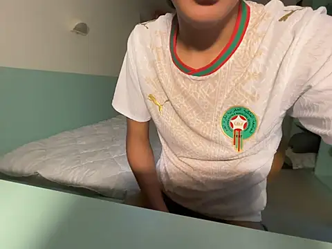 Rebeu_77