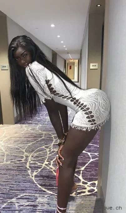 Hot black Mama, Hot Ebony
